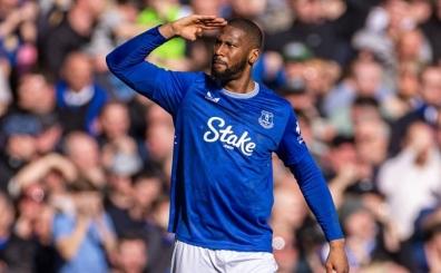 Beto transfer gossip haberleri ve gelişmeleri. Everton'dan Beto'nun Beşiktaş'a transfer olabileceği konuşuluyor.