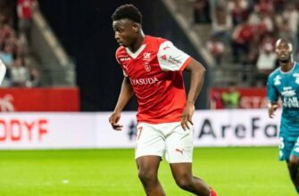 Galatasaray transferleri sıcak gündemde. Victor Osimhen ve yeni transfer hedefleri kulübün geleceğini şekillendiriyor.