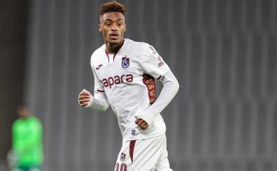 Sporx canlı skorlar ile Süper Lig ve tüm liglerin anlık maç sonuçları ve spor haberlerini takip edin.