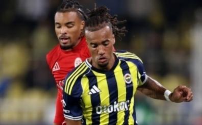 Sporx mobil uygulama ile canlı skorları takip edin, transfer haberlerinden anında haberdar olun. Tüm spor güncellemeleri cebinizde.