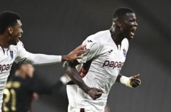 Sporx Mobil uygulaması canlı maç izle, canlı skorlar ve en güncel spor haberleriyle Türkiye’de lider spor deneyimini yaşayın.